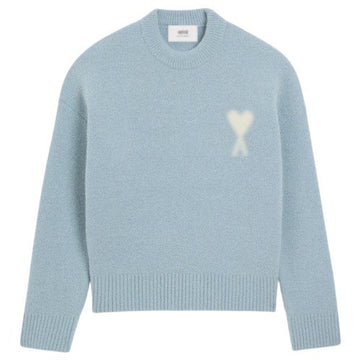 Pull maille premium – détail brodé bleu