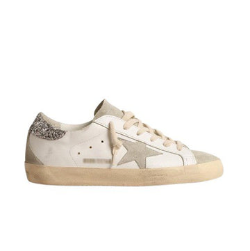 Baskets basses premium – gris & détails argentés